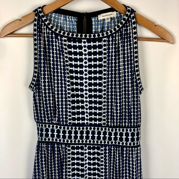 Max Studio Black & Blue Print High Neck Midi Dress - Size XS - Picture 2 of 9